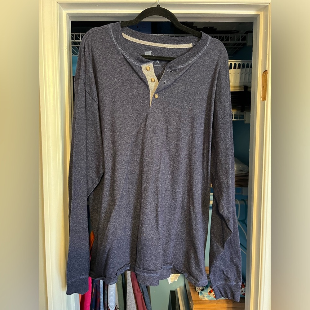 Hanes Long Sleeve Bundle (2 Shirts)